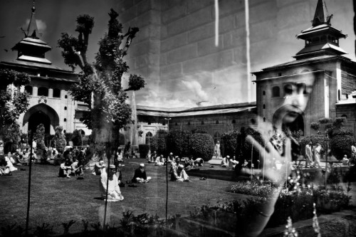 giulio di sturco - war at the edge of heaven